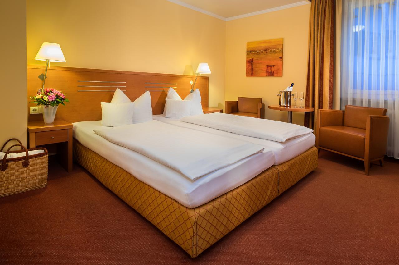 Hotel Vis A Vis Ліндау Екстер'єр фото