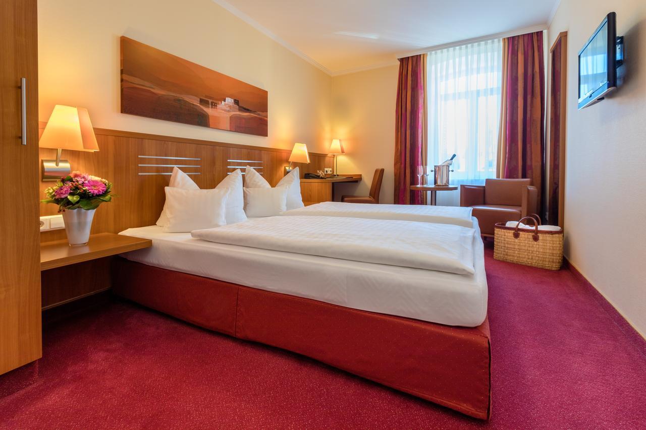 Hotel Vis A Vis Ліндау Екстер'єр фото