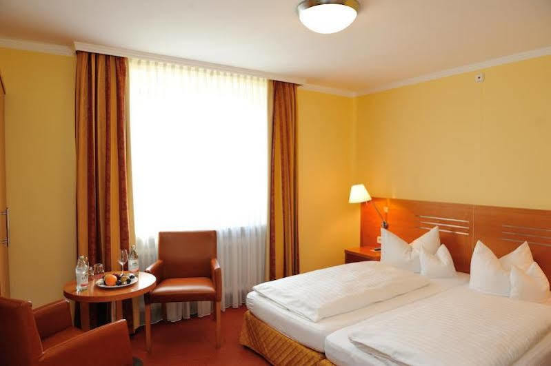 Hotel Vis A Vis Ліндау Екстер'єр фото